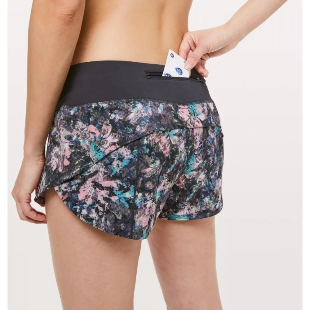 Lululemon Women Run Speed Up Short 2.5